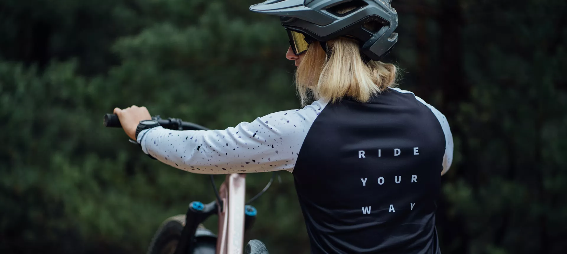 Dartmoor_Soft Goods_jerseys